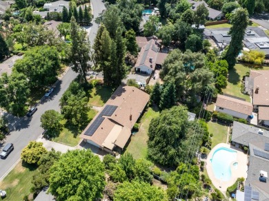 Welcome to this great home offering the perfect blend of charm on Sunnyside Country Club in California - for sale on GolfHomes.com, golf home, golf lot