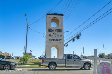 Fully Furnished & Equipped 2-bed, 2-Bath Corner Lot Home in High on High Point Golf Club, Inc. in Florida - for sale on GolfHomes.com, golf home, golf lot