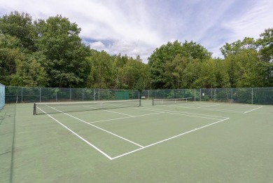 LACONIA, NH 03246 - Move-In for Summer! 2BR/2BA Condo -  The on Laconia Country Club in New Hampshire - for sale on GolfHomes.com, golf home, golf lot