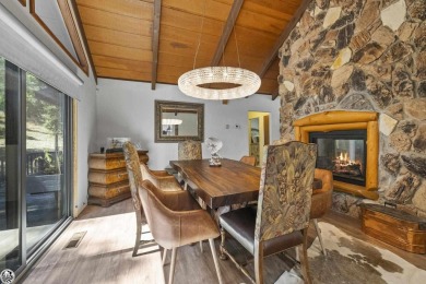 This amazing home offers 3 bedrooms and 2 bathrooms with 1536 on Pine Mountain Lake Country Club in California - for sale on GolfHomes.com, golf home, golf lot