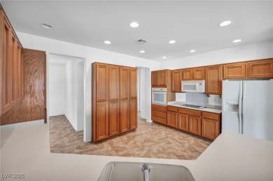 Rare Sun City Anthem gem -- an Arlington model with sweeping on Revere Golf Club in Nevada - for sale on GolfHomes.com, golf home, golf lot