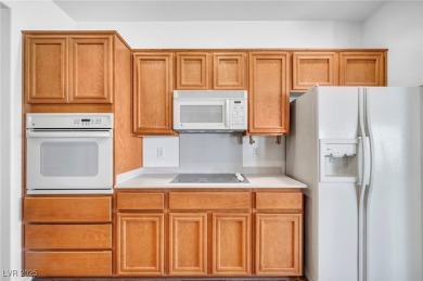 Rare Sun City Anthem gem -- an Arlington model with sweeping on Revere Golf Club in Nevada - for sale on GolfHomes.com, golf home, golf lot