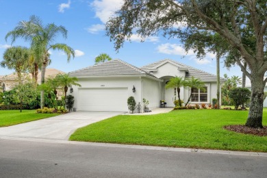 Beautifully renovated 3-bedroom, 2-bath home with an oversized on Monarch Country Club in Florida - for sale on GolfHomes.com, golf home, golf lot