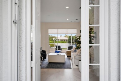 Beautifully renovated 3-bedroom, 2-bath home with an oversized on Monarch Country Club in Florida - for sale on GolfHomes.com, golf home, golf lot