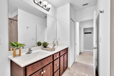 Fantastic 3/2.5 waterfront Townhome in newer community of on Crystal Lake Country Club in Florida - for sale on GolfHomes.com, golf home, golf lot