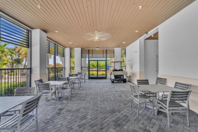 Fantastic 3/2.5 waterfront Townhome in newer community of on Crystal Lake Country Club in Florida - for sale on GolfHomes.com, golf home, golf lot