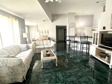 METICULOUSLY MAINTAINED 2 BEDROOM VILLA. END UNIT IN A PREMIER on Terra Ceia Golf and Country Club in Florida - for sale on GolfHomes.com, golf home, golf lot