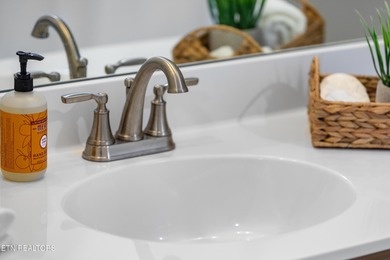 Energy-efficient 3BR/2.5BA home with 2,058 sq ft in The Preserve on The Preserve 9 Hole Golf Course in Tennessee - for sale on GolfHomes.com, golf home, golf lot