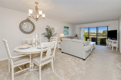 Pride of ownership shows in this well- kept MOVE-IN READY second on Kingsway Country Club in Florida - for sale on GolfHomes.com, golf home, golf lot