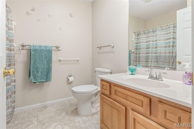 Lovely, Spacious Condo with 2 Bedroom 2 Bath with over 1800 sq on Terre Du Lac Golf and Country Club in Missouri - for sale on GolfHomes.com, golf home, golf lot