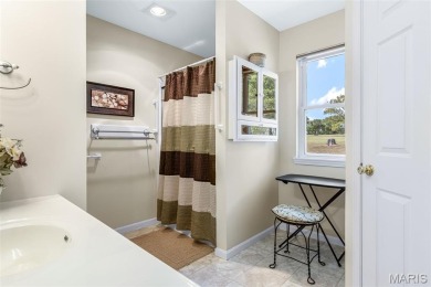 Lovely, Spacious Condo with 2 Bedroom 2 Bath with over 1800 sq on Terre Du Lac Golf and Country Club in Missouri - for sale on GolfHomes.com, golf home, golf lot