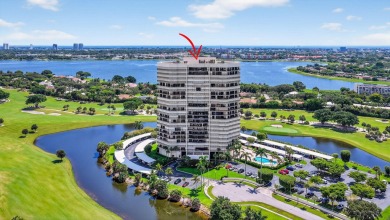 Exquisitely renovated 3BR/2BA condo over looking the new on The President Country Club in Florida - for sale on GolfHomes.com, golf home, golf lot