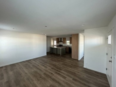 $250 off space rent for 12 months!! Brand new 3 bed 2 bath 1320 on Hemet West Mobile Estates in California - for sale on GolfHomes.com, golf home, golf lot