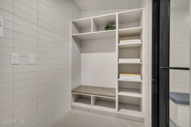 Complete remodel Feb 2024-NEW!This stunning studio condo is on Canyons Golf Course in Utah - for sale on GolfHomes.com, golf home, golf lot