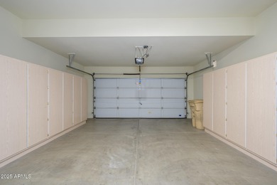 NEW ROOF - PAID FOR! Experience the perfect blend of comfort & on Oakwood Golf Club  in Arizona - for sale on GolfHomes.com, golf home, golf lot