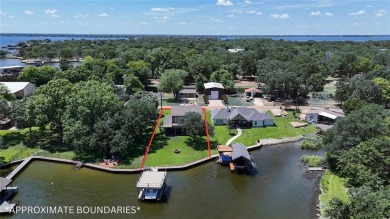 Cozy remodeled 4 bedroom 3 bath lakehouse featuring large on Pinnacle Golf and Boat Club in Texas - for sale on GolfHomes.com, golf home, golf lot