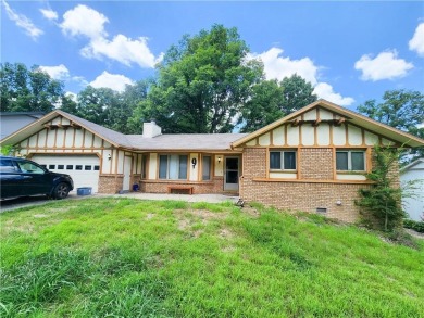 Charming 2-bed, 2-bath home in a quiet Bella Vista neighborhood on Bella Vista Country Club - Scottsdale in Arkansas - for sale on GolfHomes.com, golf home, golf lot