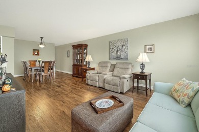 Top-Floor 2BR/2BA Condo in the Highly Desirable On Top of the on On Top Of The World Golf Course in Florida - for sale on GolfHomes.com, golf home, golf lot