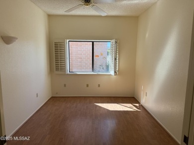 Well maintained townhouse with east facing patio to beautiful on Canoa Hills Golf Course in Arizona - for sale on GolfHomes.com, golf home, golf lot