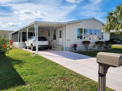 This 2bedroom & 2 Baths home in desirable Spanish Lakes Fairways on Spanish Lakes Fairways in Florida - for sale on GolfHomes.com, golf home, golf lot