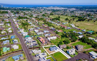 Welcome to your dream home at 508 Ekela Street in Hilo, HI! This on Hilo Municipal Golf Course in Hawaii - for sale on GolfHomes.com, golf home, golf lot