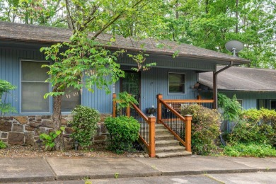 Introducing this charming updated townhouse nestled in the heart on DeSoto Golf Course in Arkansas - for sale on GolfHomes.com, golf home, golf lot
