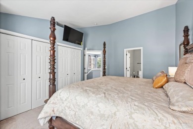 Fantastic location in the sought after Lakewood community, just on RedTail Golf Club in Illinois - for sale on GolfHomes.com, golf home, golf lot