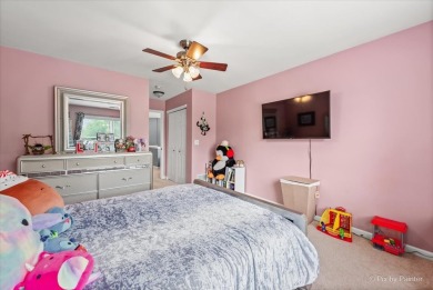 Fantastic location in the sought after Lakewood community, just on RedTail Golf Club in Illinois - for sale on GolfHomes.com, golf home, golf lot