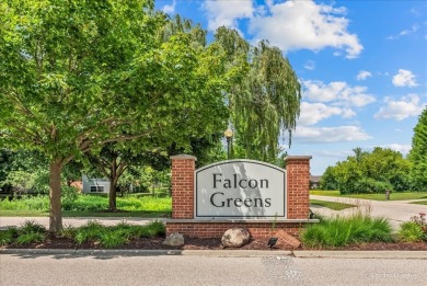 Fantastic location in the sought after Lakewood community, just on RedTail Golf Club in Illinois - for sale on GolfHomes.com, golf home, golf lot