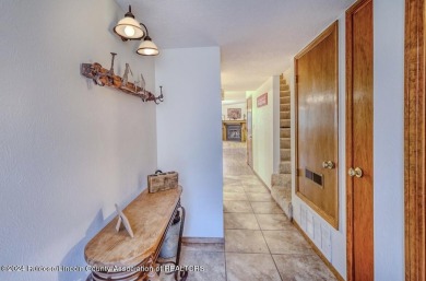 Beautiful 3 bedroom, 3.5 bath condo in Innsbrook Village! The on Innsbrook Village Country Club in New Mexico - for sale on GolfHomes.com, golf home, golf lot