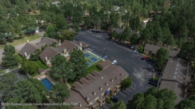 Beautiful 3 bedroom, 3.5 bath condo in Innsbrook Village! The on Innsbrook Village Country Club in New Mexico - for sale on GolfHomes.com, golf home, golf lot
