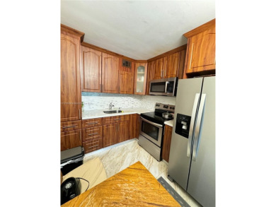 Fantastic opportunity! Beautiful 2/1/1 condo in Kingsley - on Flamingo Lakes Country Club in Florida - for sale on GolfHomes.com, golf home, golf lot