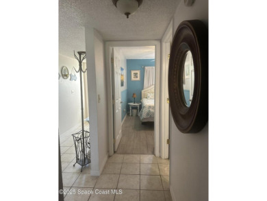 Charming single story, 2 bedroom, 2 bath condo nestled right on Mallards Landing Golf Course in Florida - for sale on GolfHomes.com, golf home, golf lot