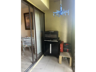 Charming single story, 2 bedroom, 2 bath condo nestled right on Mallards Landing Golf Course in Florida - for sale on GolfHomes.com, golf home, golf lot