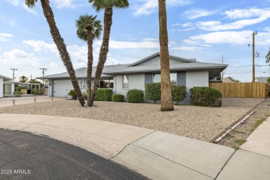 This beautifully remodeled 2-bedroom, 2-bath home in Sun City on Sun City South Golf Course in Arizona - for sale on GolfHomes.com, golf home, golf lot