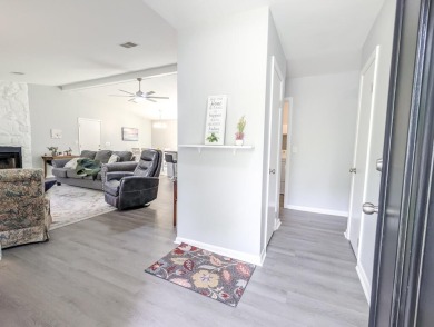 Are you looking for a Move-in ready home in a great on Shadowmoss Plantation Golf Club in South Carolina - for sale on GolfHomes.com, golf home, golf lot