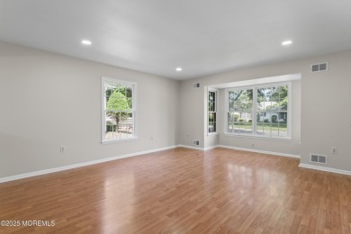 Come live the Good Life! Move in Ready 2 Bedroom/2 Bath,1 Car on Greenbriar Woodlands in New Jersey - for sale on GolfHomes.com, golf home, golf lot