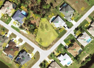 Great Rotonda West lot for sale! Over a quarter acre of property on Pinemoor West Golf Club in Florida - for sale on GolfHomes.com, golf home, golf lot