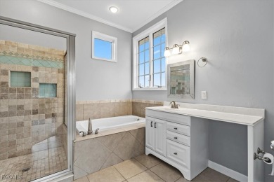 No *Flood zone*! Motivated Seller! How would you like $10,000 on Palmetto-Pine Country Club in Florida - for sale on GolfHomes.com, golf home, golf lot