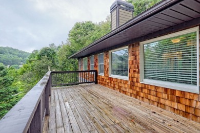 Stunning, Sky Valley Golf Course Home featuring 4 large bedrooms on Sky Valley Resort and Country Club in Georgia - for sale on GolfHomes.com, golf home, golf lot
