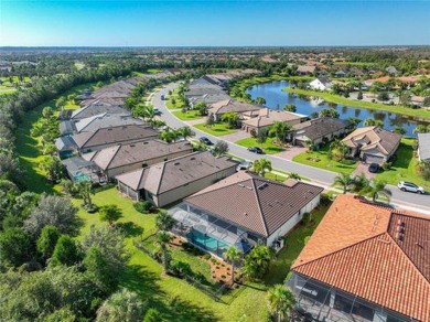 THIS 3 BED / 2.5 BATH / 2.5 CAR GARAGE / POOL HOME NESTLED ON A on Ritz-Carlton Members Golf Club in Florida - for sale on GolfHomes.com, golf home, golf lot