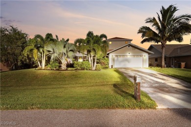 No *Flood zone*! Motivated Seller! How would you like $10,000 on Palmetto-Pine Country Club in Florida - for sale on GolfHomes.com, golf home, golf lot