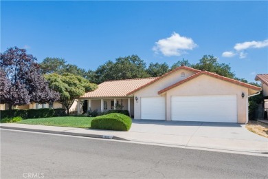 Welcome to 909 Palm Desert, a stunning home in the highly on River Oaks Golf Course in California - for sale on GolfHomes.com, golf home, golf lot