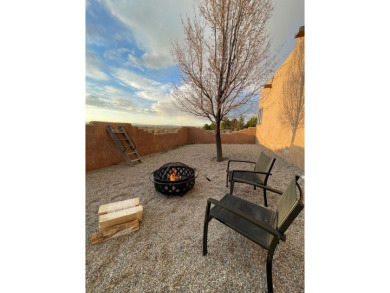 Discover the perfect blend of comfort and convenience in this on Taos Country Club in New Mexico - for sale on GolfHomes.com, golf home, golf lot