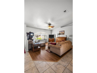 This delightful 3-bedroom, 2-bath residence offers the perfect on Valle Vista Golf Course in Arizona - for sale on GolfHomes.com, golf home, golf lot