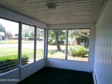 Well maintained Regency model in need of new owner.  This unit on Greenbriar Woodlands in New Jersey - for sale on GolfHomes.com, golf home, golf lot