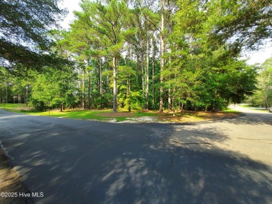 Welcome to the beautiful community of Deercroft.  Build your on Deercroft Golf and Country Club in North Carolina - for sale on GolfHomes.com, golf home, golf lot