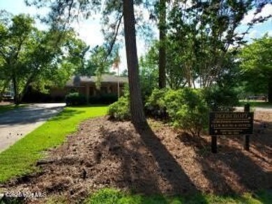 Welcome to the beautiful community of Deercroft.  Build your on Deercroft Golf and Country Club in North Carolina - for sale on GolfHomes.com, golf home, golf lot