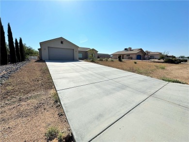 - Just a couple blocks away from the Valle Vista Golf Course - on Valle Vista Golf Course in Arizona - for sale on GolfHomes.com, golf home, golf lot