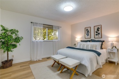 Embrace easy living in this beautifully refreshed 2BD 1.75BA on Highlands Golf Club in Washington - for sale on GolfHomes.com, golf home, golf lot